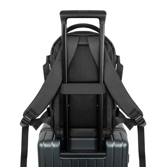Wozinsky WPW-20L Cestovní batoh s přihrádkou na notebook do 15", 40 × 20 × 25 cm, černý