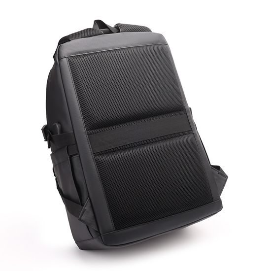 JP Batoh B01, 48*32*16 cm, černý