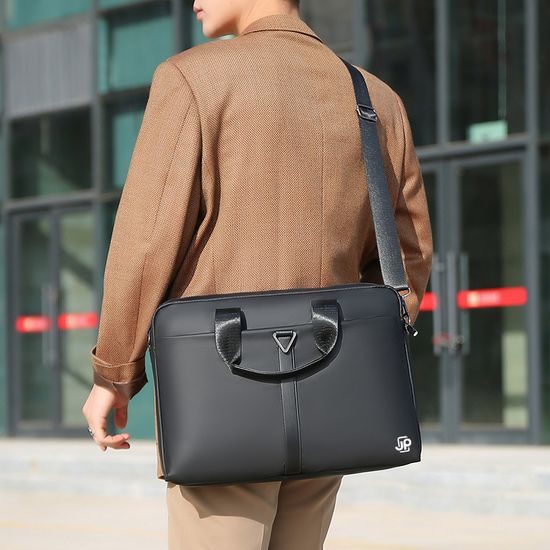 JP Taška B21, 30*41*8 cm, černá