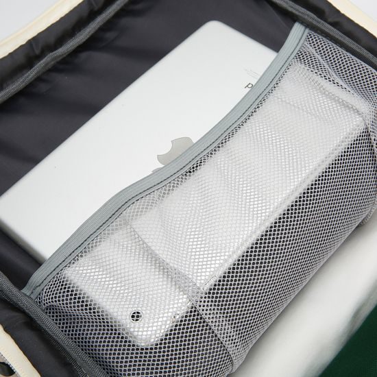 JP Rucksack B11 - Multifunktionaler Tagesrucksack 42×17×29 cm - Schwarz