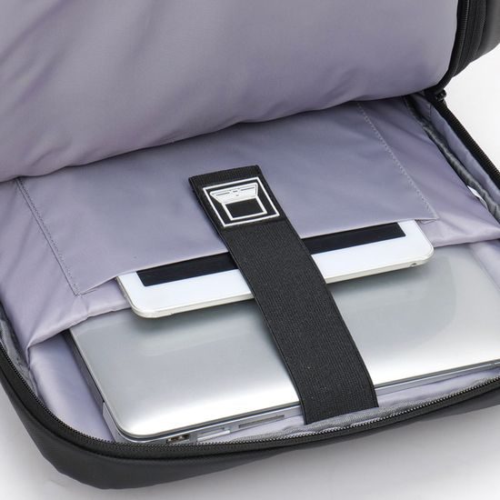 JP Batoh B03, 47*30*16~23 cm, černý