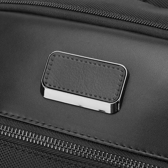 JP Batoh B04, 43*30*21 cm, černý