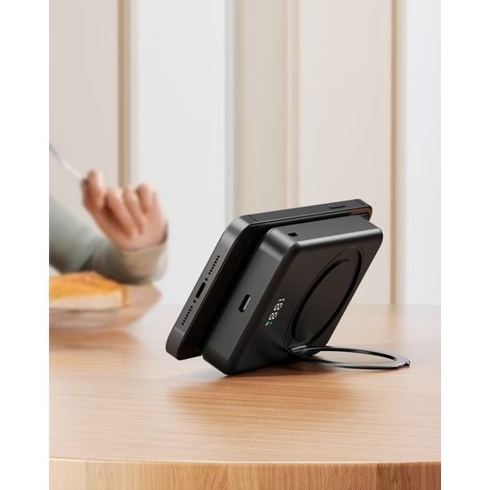 UltraThin MagSafe Power Bank 10000 mAh με περιστρεφόμενη βάση, PD20W + 15W ασύρματα, μαύρο