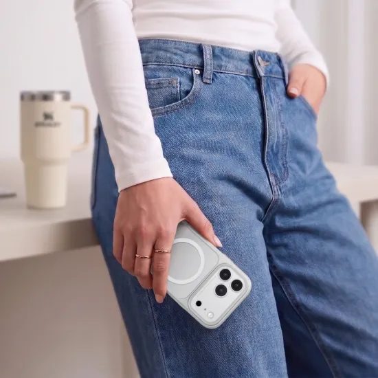 iPhone 17 Pro / 18 Pro dėklas – Tech-Protect MagPrime MagSafe – pilka