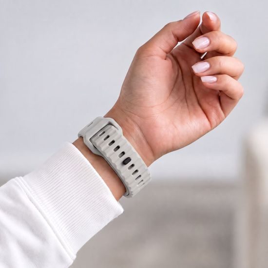 Tech-Protect Silicone Line narukvica, Apple Watch 8 / 9 / 10 / 11 / 12 / SE / Ultra (44 / 45 / 46 / 49 mm), siva