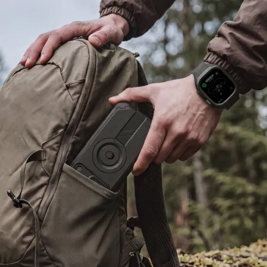 Tech-Protect Kevlar MagSafe puzdro, iPhone 17 Pro Max / 18 Pro Max, čierne
