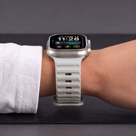 Tech-Protect Silicone Line narukvica, Apple Watch 8 / 9 / 10 / 11 / 12 / SE / Ultra (44 / 45 / 46 / 49 mm), siva