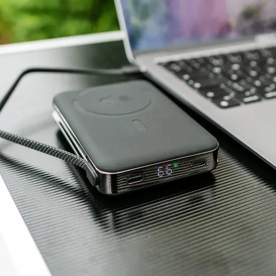 ER POWER Ασύρματο Power Bank με ενσωματωμένο καλώδιο USB-C, 10000 mAh, Qi2