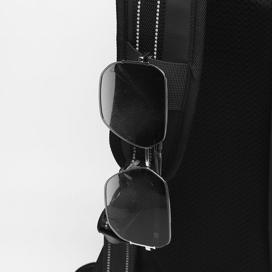 JP Batoh B23 s vákuovým kompresným vakom, 48*31*22~27 cm, čierny