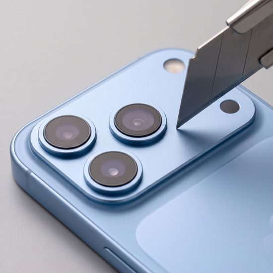 iPhone 18 Pro kaamerakaitse – Tech-Protect Camalloy Fit+ – helesinine