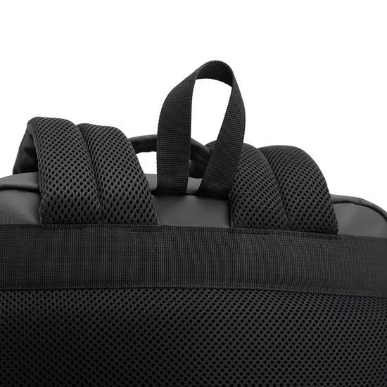 JP Batoh B07, 43*29*16 cm, černý