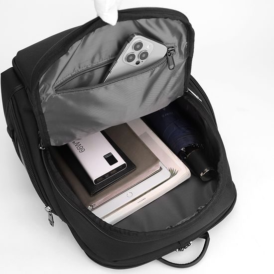 JP Batoh B04, 43*30*21 cm, černý