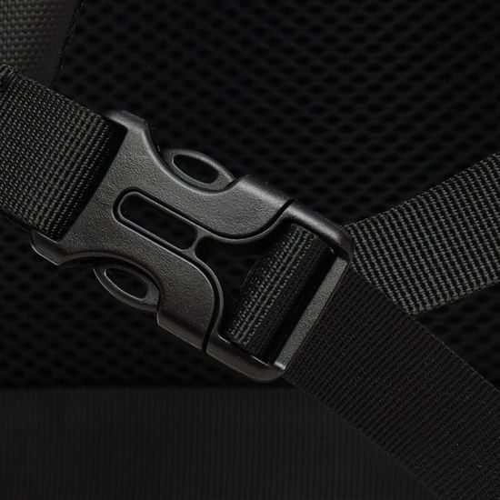 JP Batoh B03, 47*30*16~23 cm, černý