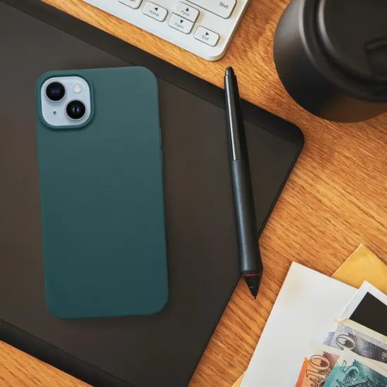 Matt tok, iPhone 16 Pro Max, zöld