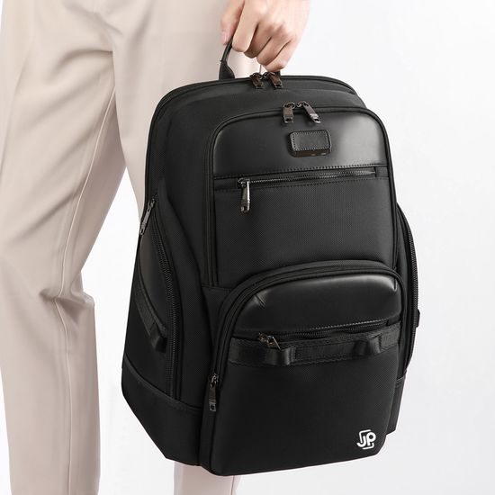 JP Batoh B04, 43*30*21 cm, černý