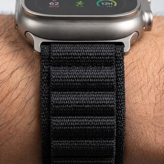 Tech-Protect Nylon Pro Apple Watch 8 / 9 / 10 / 11 / 12 / SE / Ultra (44 / 45 / 46 / 49 mm, čierny