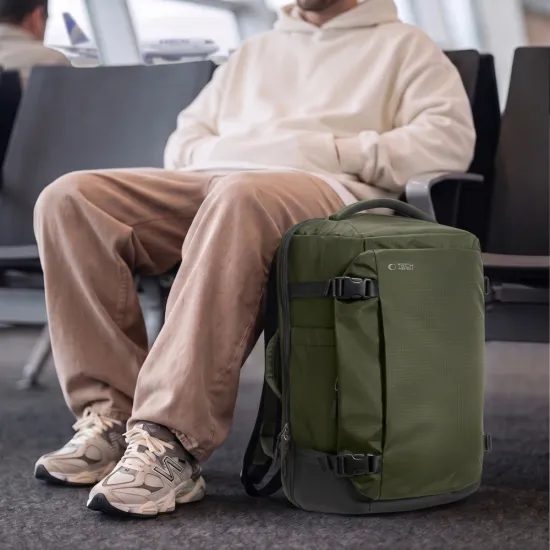 Tech-Protect Defender S70 reisikott sülearvutile 24L 40×30×20 – roheline