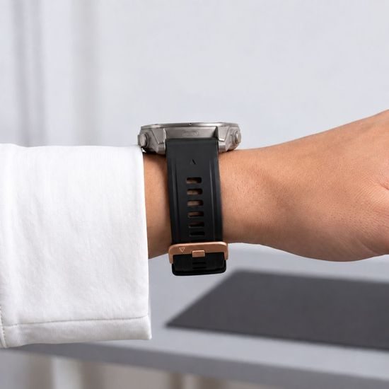 Tech-Protect Silicone remienok, Garmin Fenix 5S / 5S Plus / 6S / 6S Pro / 7S / 8 / 9 / 9 Pro (43 mm), čierny