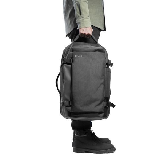 Tech-Protect Defender S40 Cestovný batoh na notebook 28L, čierny