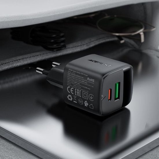 Acefast Oplader met Display (A114) - GaN - USB & USB-C - PD 25W - 5V/3A - Zwart