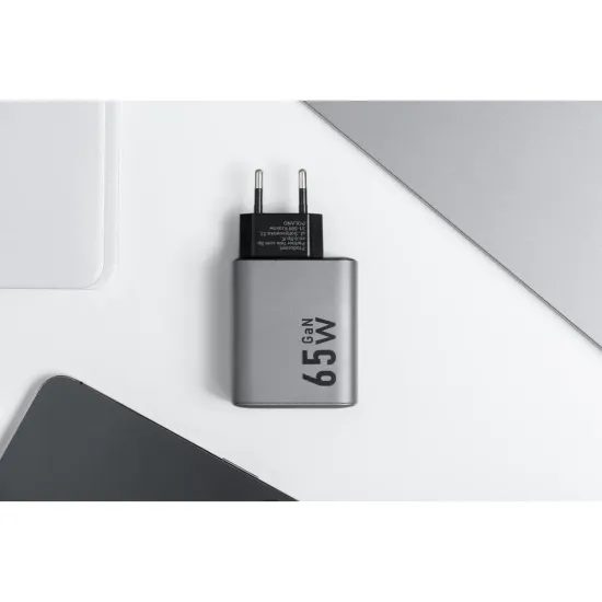 Forcell F-Energy adapter VT-42B 65W GaN 2x USB-C és USB A, szürke