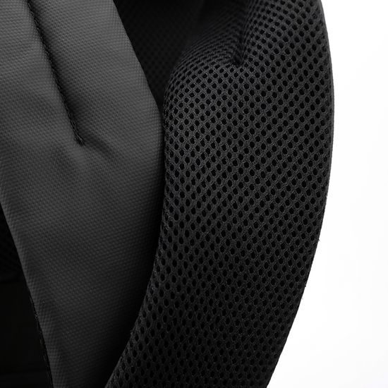 JP Batoh B07, 43*29*16 cm, černý