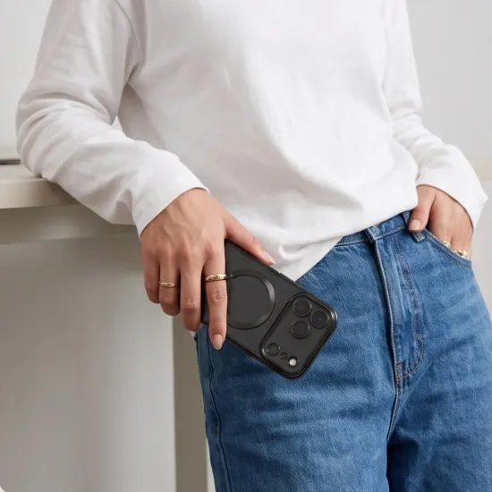 iPhone 17 Pro Max / 18 Pro Max vāciņš – Tech-Protect MagFlex MagSafe – spīdīgi melns