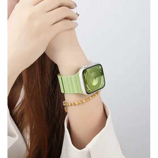 JP Σιλικονένιο μαγνητικό λουράκι, Apple Watch 1 / 2 / 3 / 4 / 5 / 6 / 7 / 8 / 9 / 10 / SE 1 / 2 / 3 (38 / 40 / 41 / 42 χιλ.), μαύρο