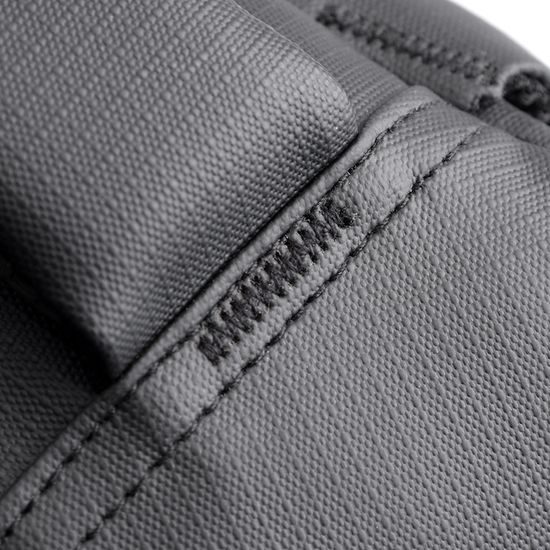 JP Batoh B02, 48*32*16 cm, černý