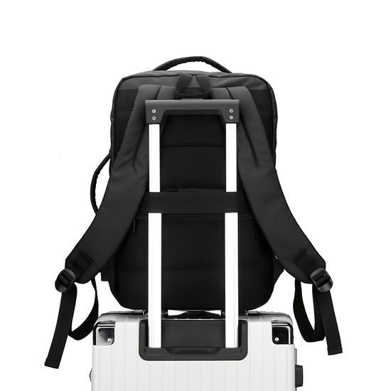 JP Batoh B07, 43*29*16 cm, černý