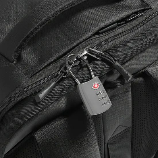 Tech-Protect Defender S70 reisikott sülearvutile 24L 40×30×20 – must