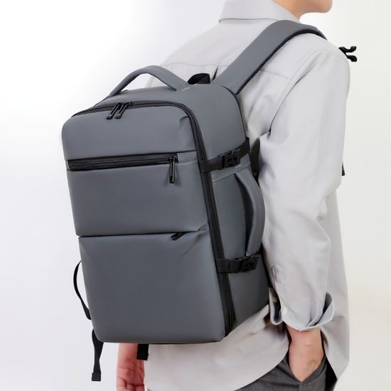 JP Nahrbtnik B13, 39*25*18~24 cm, črn