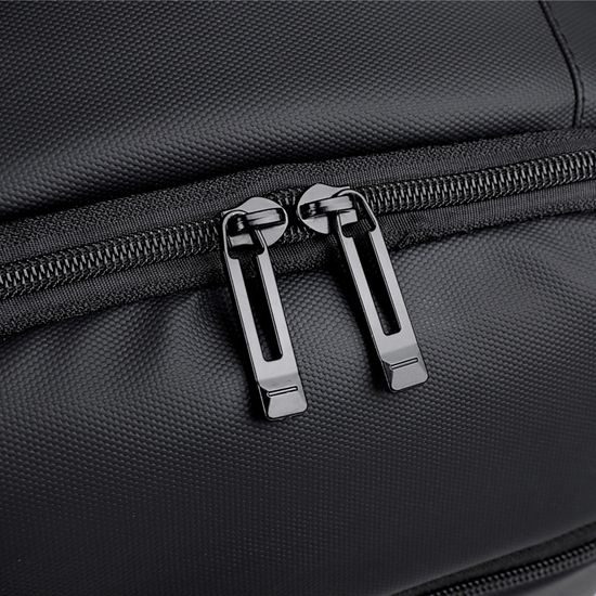 JP Nahrbtnik B13, 39*25*18~24 cm, črn