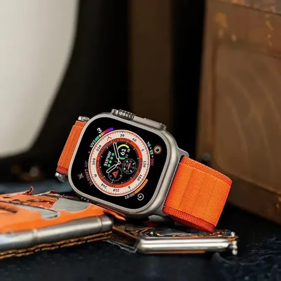 JP Νάιλον Λουρί Alpine Loop με Μεταλλική Πόρπη, Apple Watch 4 / 5 / 6 / 7 / 8 / 9 / 10 / 11 / SE 1 / 2 / 3 / Ultra 1 / 2 / 3 (44 / 45 / 46 / 49 mm), λευκό