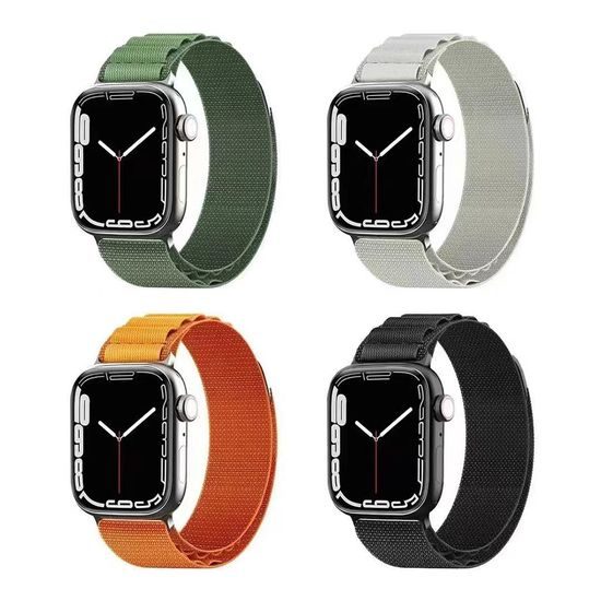 Techsuit Remen za sat W037, Apple Watch 1 / 2 / 3 / 4 / 5 / 6 / 7 / 8 / SE / SE 2 / Ultra (42 / 44 / 45 / 49 mm), crni