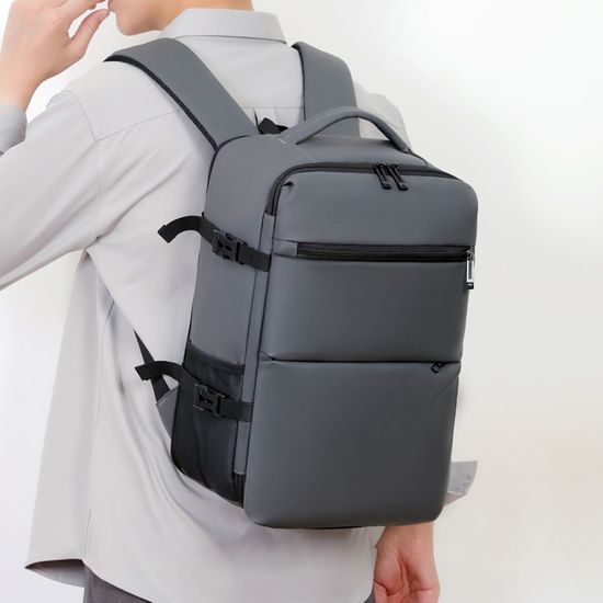 JP Nahrbtnik B13, 39*25*18~24 cm, črn