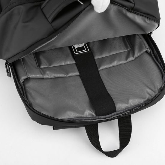 JP Rucksack B22 - Multifunktionaler Tagesrucksack 44x30x14 cm - Schwarz