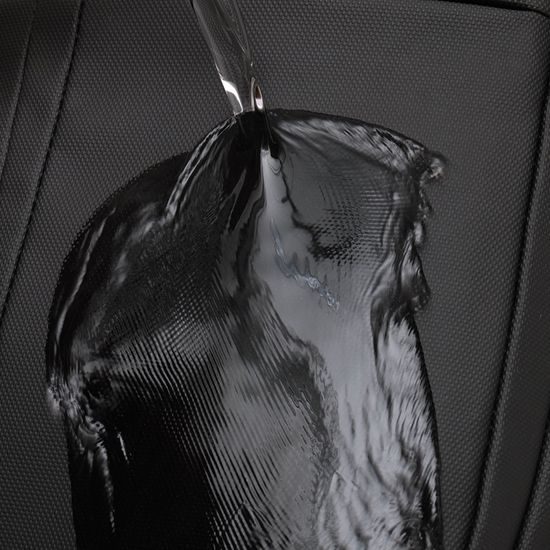 JP Batoh B03, 47*30*16~23 cm, černý