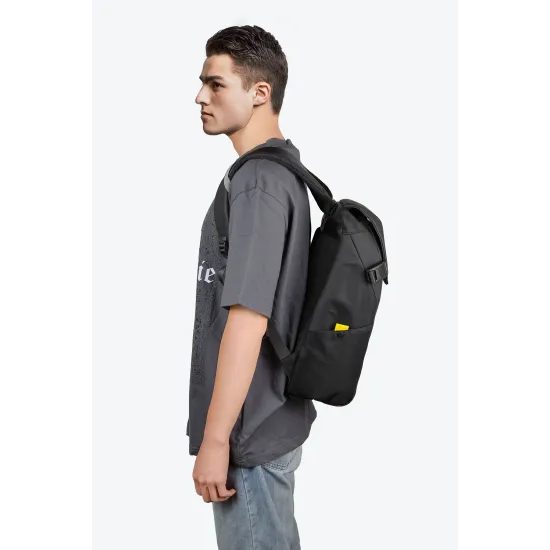 Divoom Pixoo Smart hátizsák kijelzővel, fekete színben