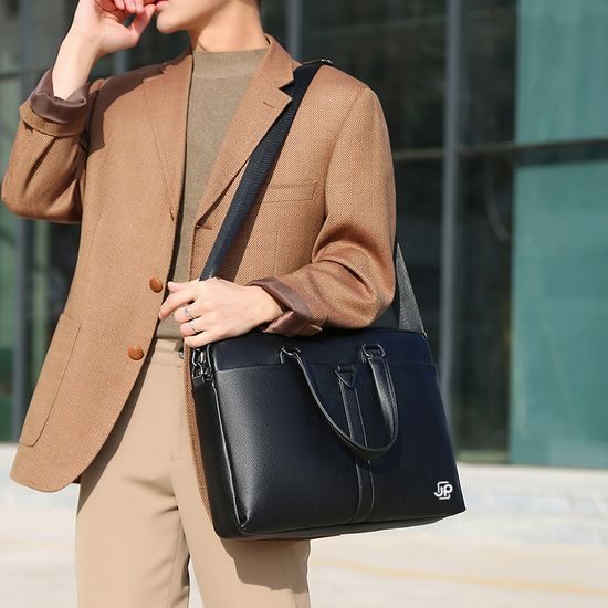 JP Taška B21, 30*41*8 cm, černá