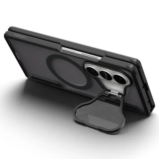 Samsung Galaxy Z Fold 8 Ultra ümbris – Spigen Optik Armor Pro MagSafe'iga – must