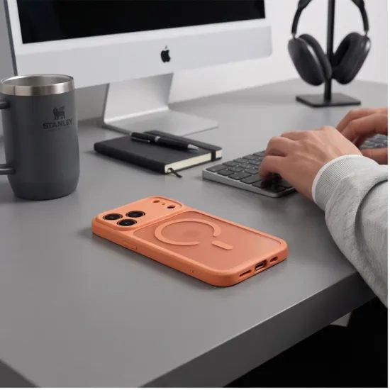 Tech-Protect BasicMag MagSafe Case für iPhone 17 Pro Max / 18 Pro Max - Magnetische Schutzhülle - Orange