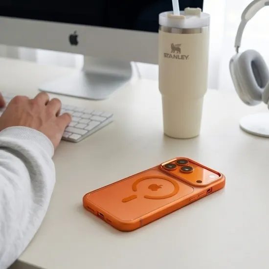 Tech-Protect MagMat MagSafe CC ümbris iPhone 17 Pro / 18 Pro – oranž