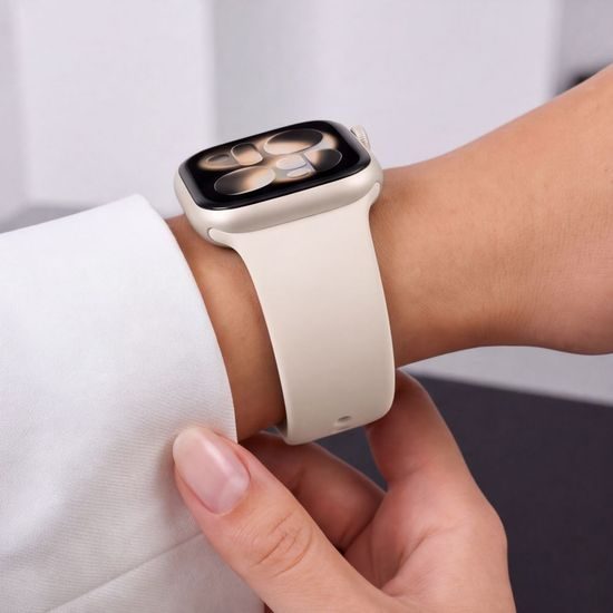 Tech-Protect Silicone kellarihm Apple Watch 8 / 9 / 10 / 11 / 12 / SE / Ultra (44 / 45 / 46 / 49 mm) – beež