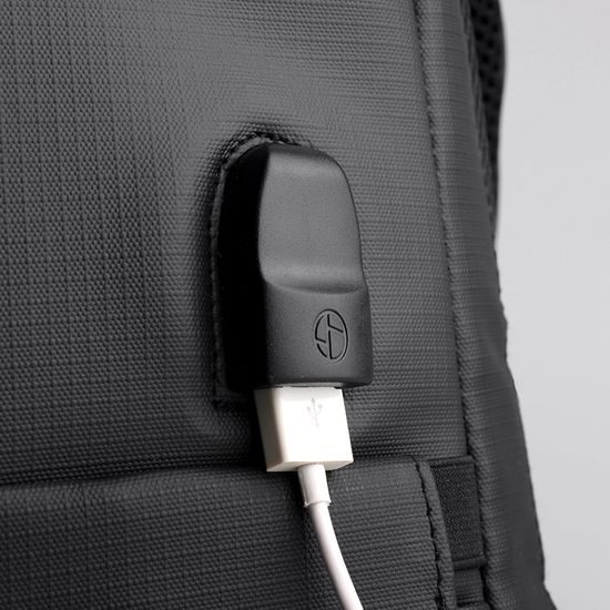 JP Batoh B02, 48*32*16 cm, černý