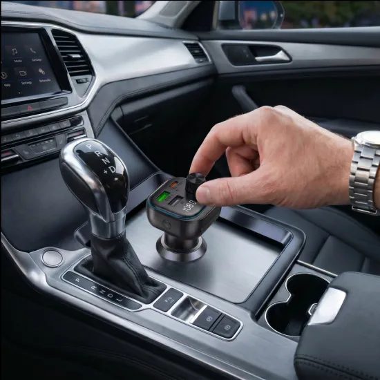 Tech-Protect CC07 3-Port KFZ-Ladegerät mit PD 54W + FM Bluetooth Transmitter - Schwarz