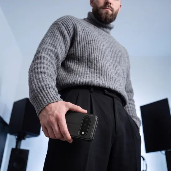 Tech-Protect Schutzhülle für Google Pixel 11 Pro XL - Elegantes gestepptes Wallet Case mit Magnetverschluss - Schwarz