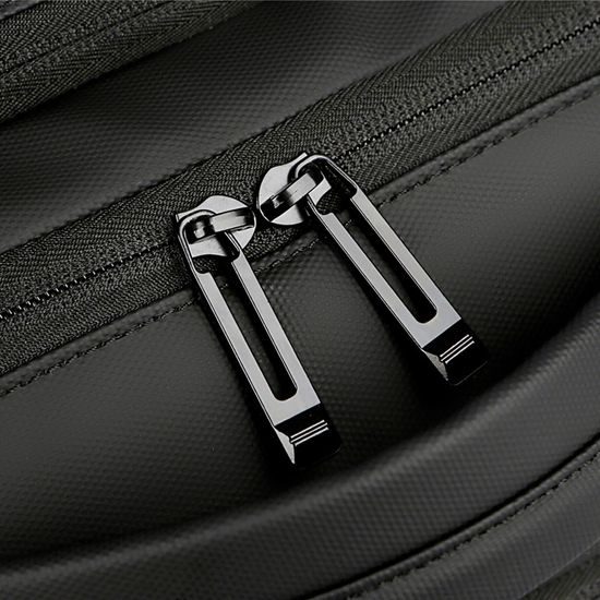 JP Rucksack B05 für Alltag und Freizeit - 44x32x10~15 cm - Schwarz