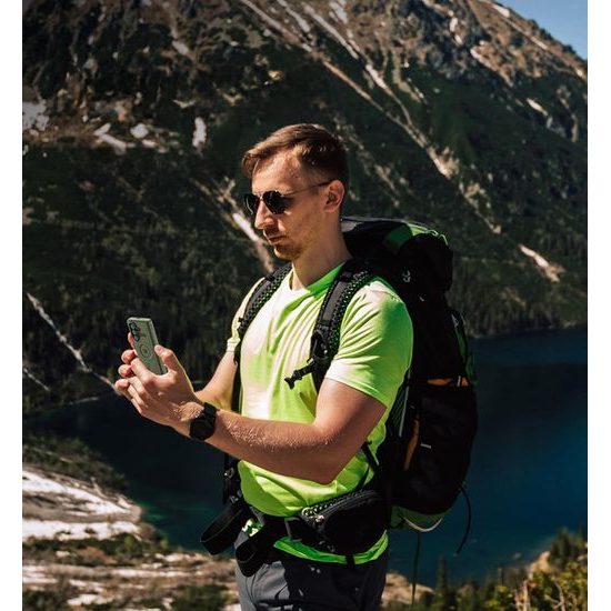 Θήκη Dexnor MagSafe Kickstand για Samsung Galaxy Z Fold 7, πράσινη