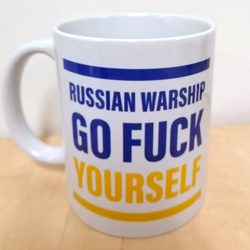 RESPIRÁTORYZDARMA.CZ - Hrnek RUSSIAN WARSHIP - GO FUCK YOURSELF - SOS  UKRAINE - Hrnky - SOS UKRAJINA